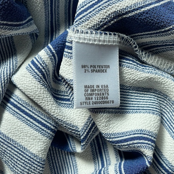 NWT (S) Status Chennault dark blue and white stripe twist front V neck loose top - Picture 9 of 10